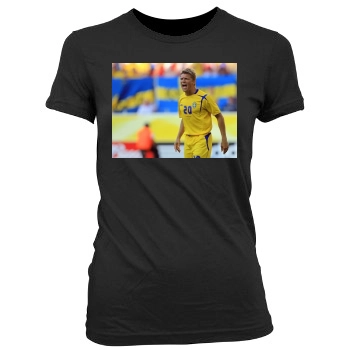 Sweden National football team Women's Junior Cut Crewneck T-Shirt