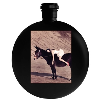 Aubrey Plaza Round Flask