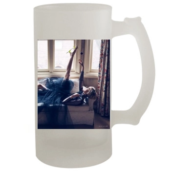 Elizabeth Debicki 16oz Frosted Beer Stein