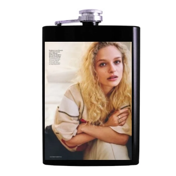 Frederikke Sofie Hip Flask