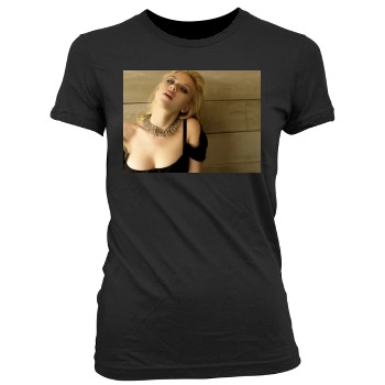 Scarlett Johansson Women's Junior Cut Crewneck T-Shirt