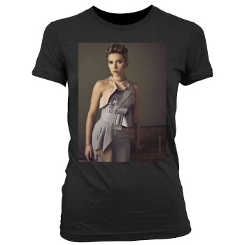 Scarlett Johansson Women's Junior Cut Crewneck T-Shirt