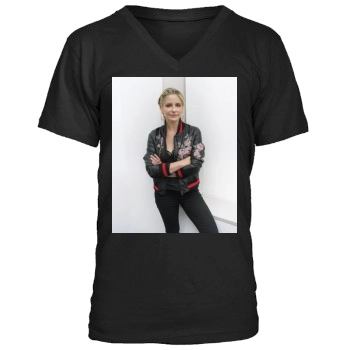 Sarah Michelle Gellar Men's V-Neck T-Shirt