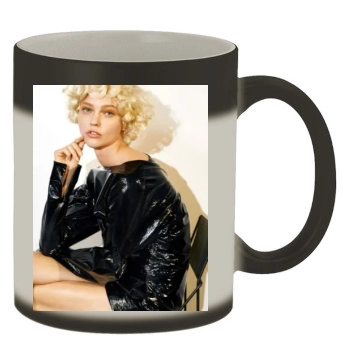 Sasha Pivovarova Color Changing Mug