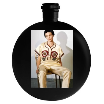 Sasha Pivovarova Round Flask