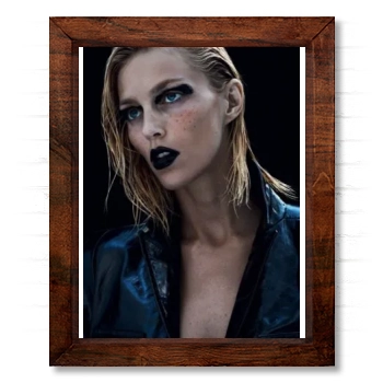 Anja Rubik 14x17