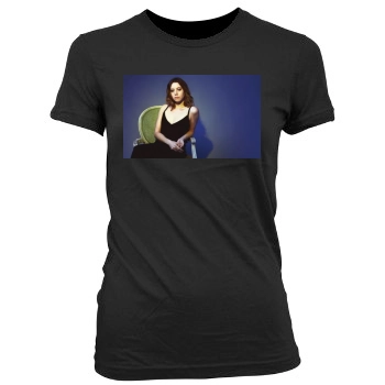 Aubrey Plaza Women's Junior Cut Crewneck T-Shirt