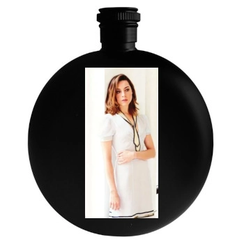 Aubrey Plaza Round Flask