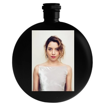 Aubrey Plaza Round Flask