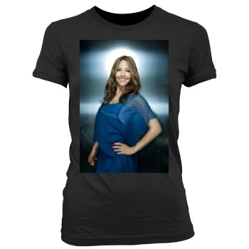 Amanda Bynes Women's Junior Cut Crewneck T-Shirt