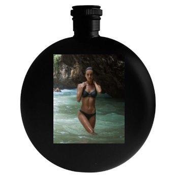 Amanda Pizziconi Round Flask