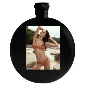 Amanda Pizziconi Round Flask