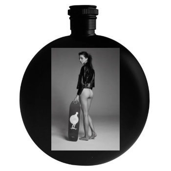 Amanda Pizziconi Round Flask