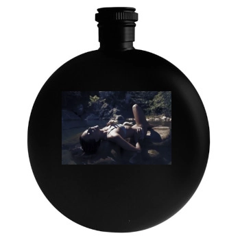 Amanda Pizziconi Round Flask