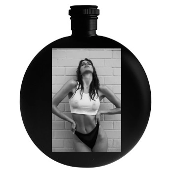 Amanda Pizziconi Round Flask