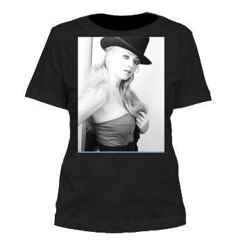 Amanda Seyfried Women's Cut T-Shirt