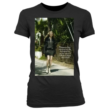 Amanda Seyfried Women's Junior Cut Crewneck T-Shirt