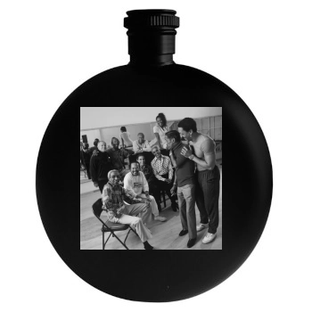 Gregory Hines Round Flask