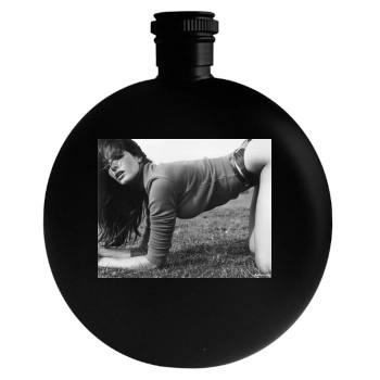 Stephanie Seymour Round Flask