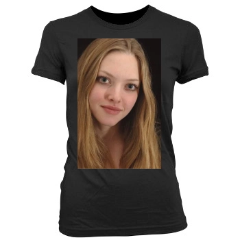 Amanda Seyfried Women's Junior Cut Crewneck T-Shirt