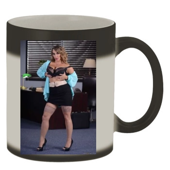 Holly Halston Color Changing Mug