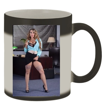 Holly Halston Color Changing Mug