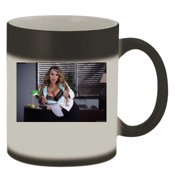 Holly Halston Color Changing Mug