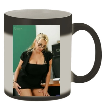 Holly Halston Color Changing Mug