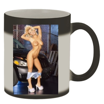 Holly Halston Color Changing Mug