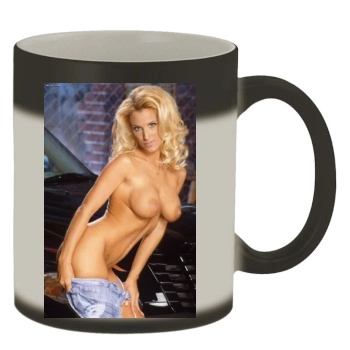 Holly Halston Color Changing Mug