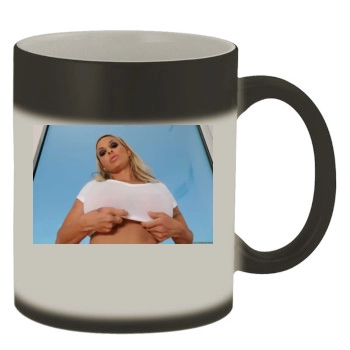 Holly Halston Color Changing Mug