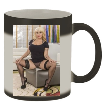 Holly Halston Color Changing Mug