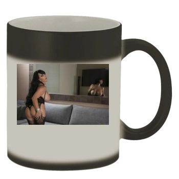 Holly Halston Color Changing Mug