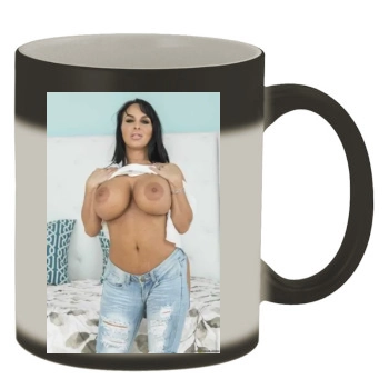 Holly Halston Color Changing Mug