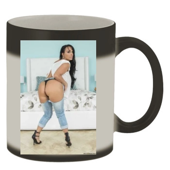 Holly Halston Color Changing Mug