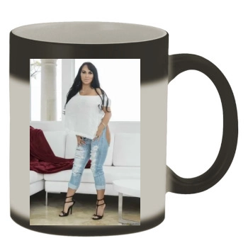 Holly Halston Color Changing Mug