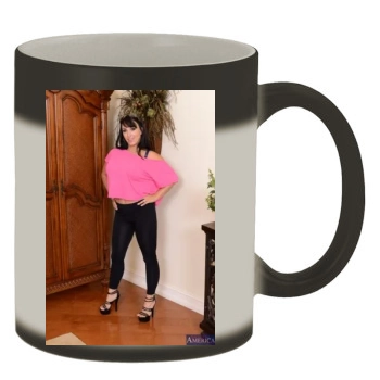 Holly Halston Color Changing Mug