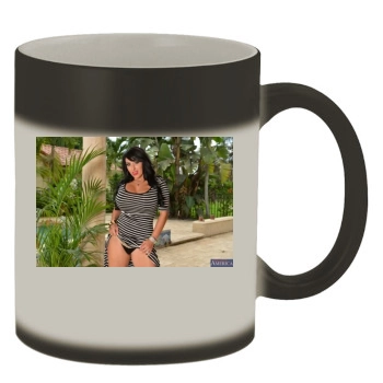 Holly Halston Color Changing Mug