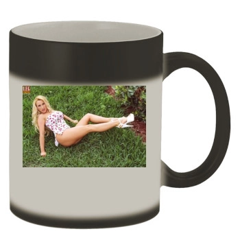 Holly Halston Color Changing Mug