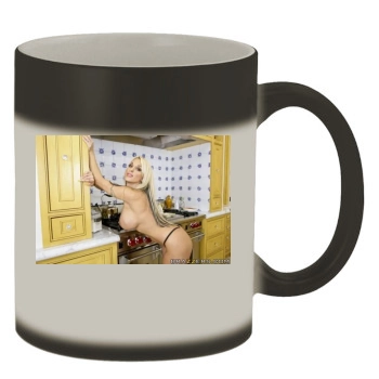 Holly Halston Color Changing Mug