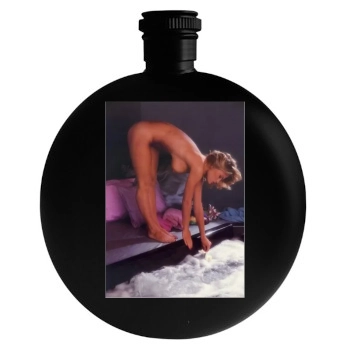 Gig Gangel Round Flask