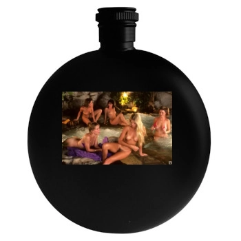 Gig Gangel Round Flask