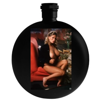 Gig Gangel Round Flask