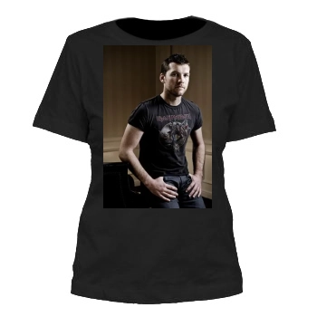 Sam Worthington Women's Cut T-Shirt