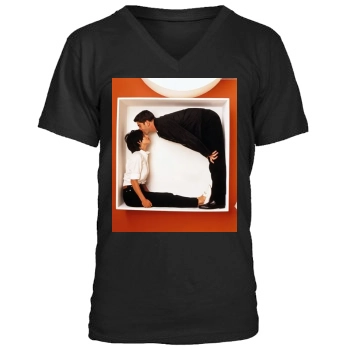 F.R.I.E.N.D.S Men's V-Neck T-Shirt