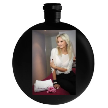 Adriana Karembeu Round Flask