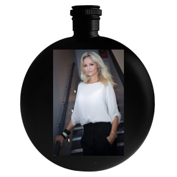 Adriana Karembeu Round Flask