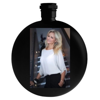 Adriana Karembeu Round Flask