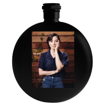 Aubrey Plaza Round Flask