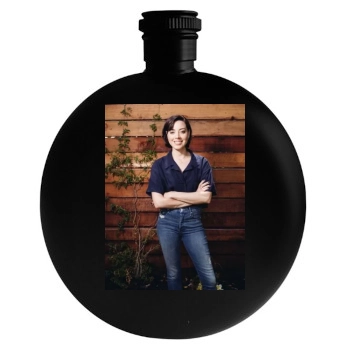 Aubrey Plaza Round Flask